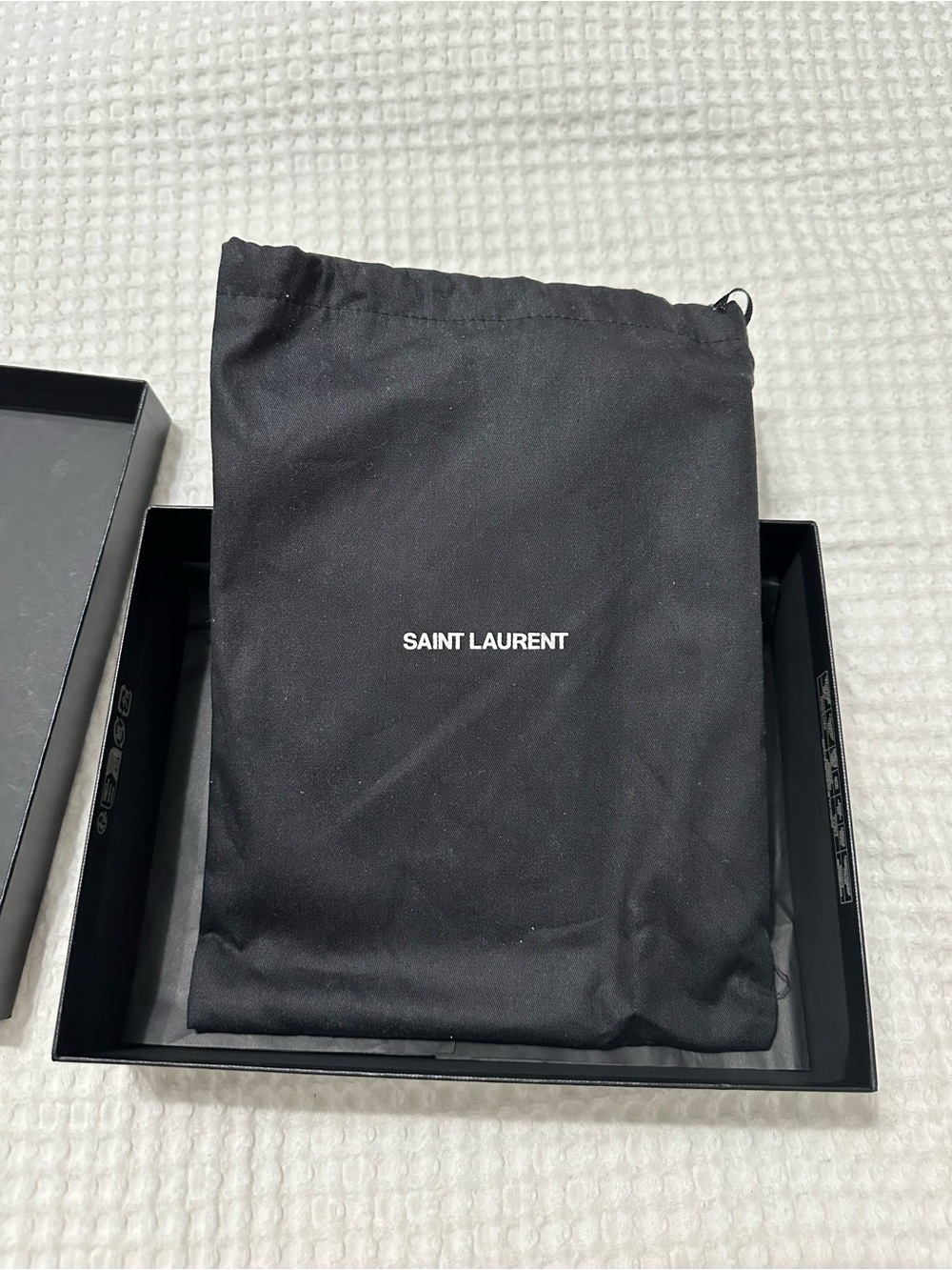 YSL Monogram Large Bill Pouch in Grained Leather - Picture 3 of 4